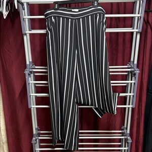 Max Studio Black and White Striped Wide Leg Pants